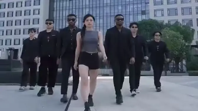 《盖世战婿》：隐退五年前妻逼我复出打脸？这剧情比川剧变脸还刺激！